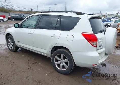 2008 Toyota Rav4 Limited z USA, uszkodzony, nr VIN JTMBD31V485211211